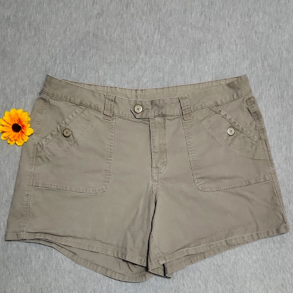VENEZIA Brand Plus-Size High-Rise Brown Khaki Summer Cargo Short Shorts